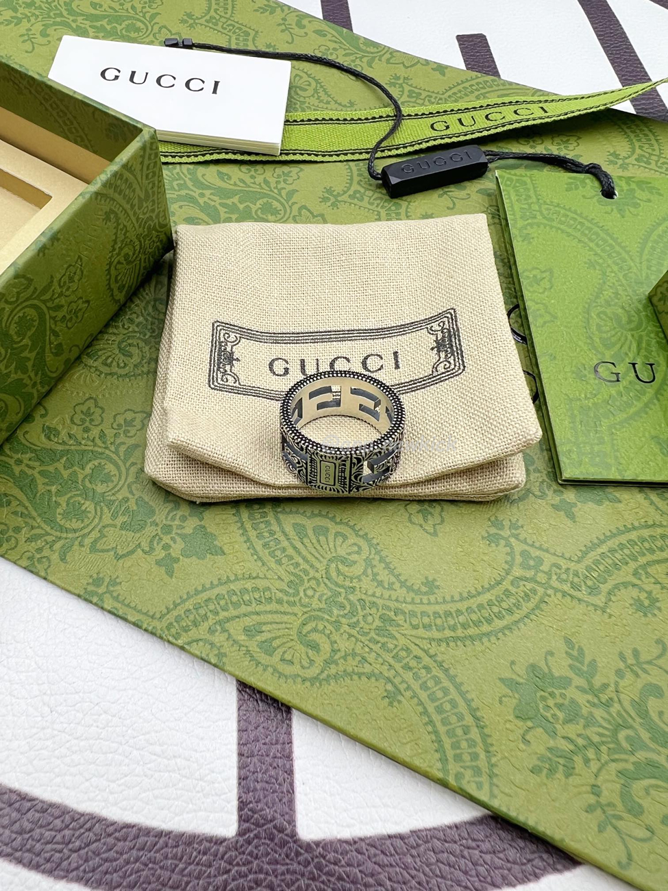 Gucci Engraved Burnished Sterling Silver Ring (2) - www.newkick.vip